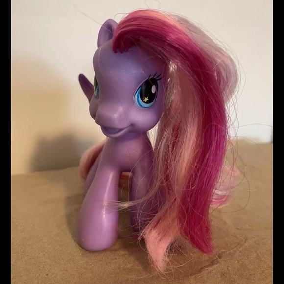 My Little Pony G3 4 Inch Starsong Pegasus 2008 Brushable - Picture 2 of 3